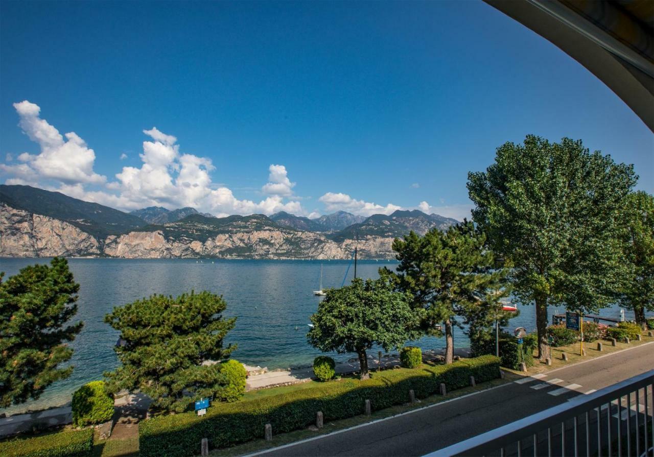Val Di Sogno Grand View Apartment Malcesine Exterior photo